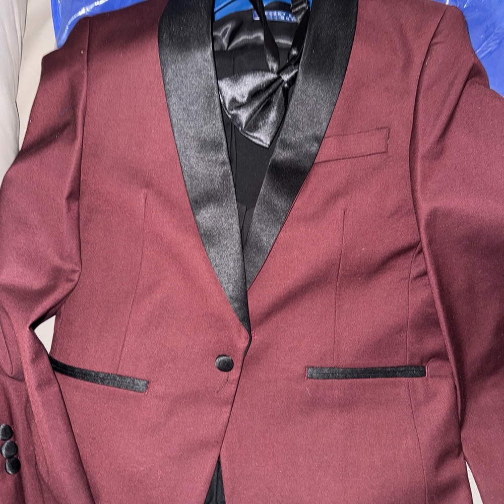 Perry Ellis Maroon Tuxedo with Black Satin Lapel